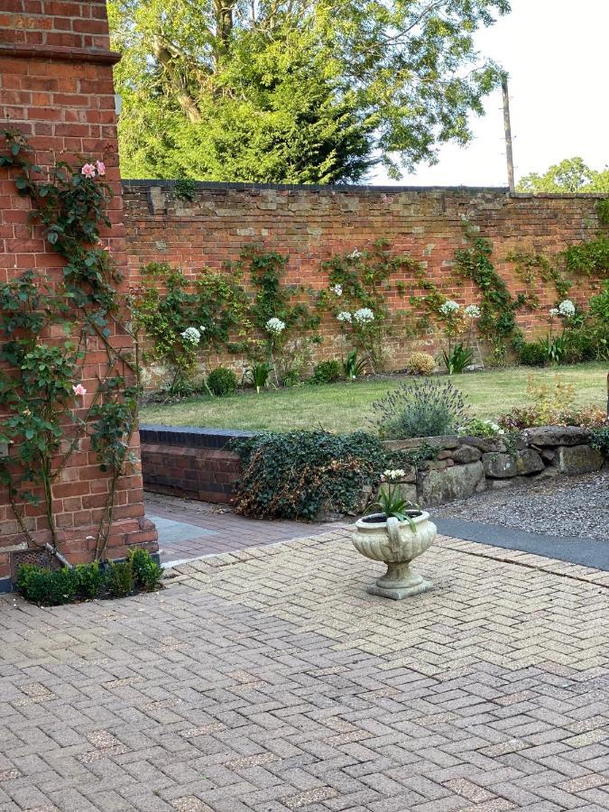 Coundon Lodge Coventry Eksteriør bilde